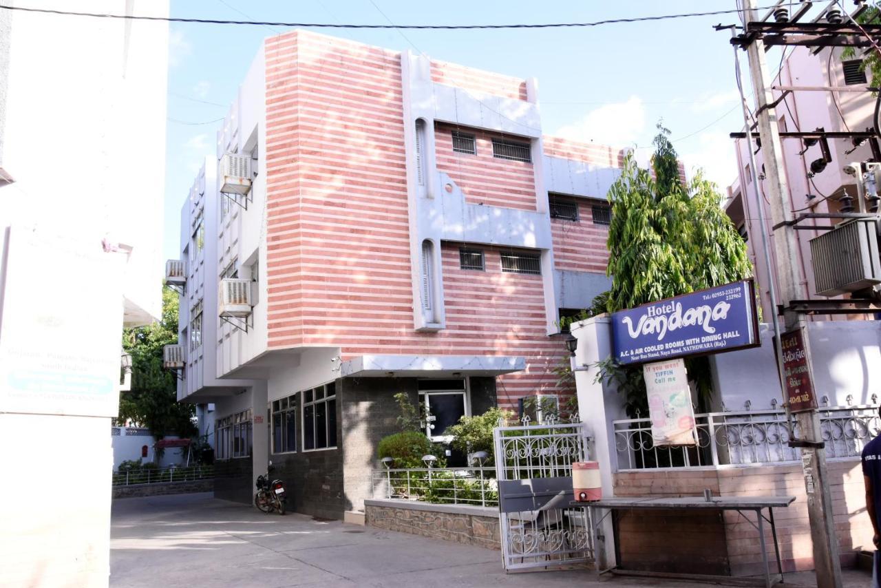 Vandana Hotel Nāthdwāra Exterior foto